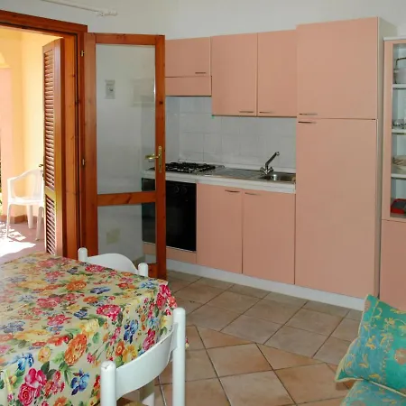 Apartment Locazione Turistica Geranium Beach - Teo350 *